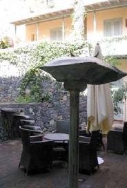 Patio del hotel