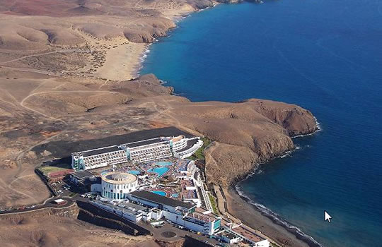 Sandos Papagayo Arena