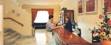 Recepci&oacute;n de los Apartamentos Florida