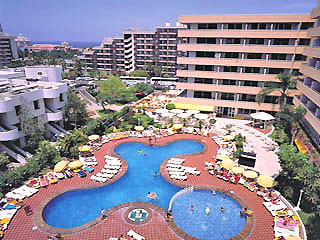 Swimming pools of the Choral Aparthotel Beach